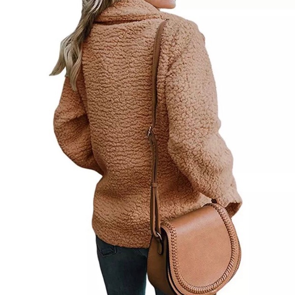 ✨Camel Colored Cozy Fleece Coat✨ - Picture 2 of 6